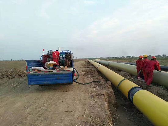 保溫管合口機 現場接頭補口機Q2600 聚氨酯保溫發泡機(圖1) 保溫管合口機 現場接頭補口機Q2600