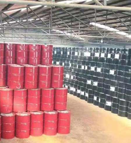 除鹽水箱噴涂聚脲涂料(圖1) 除鹽水箱噴涂聚脲涂